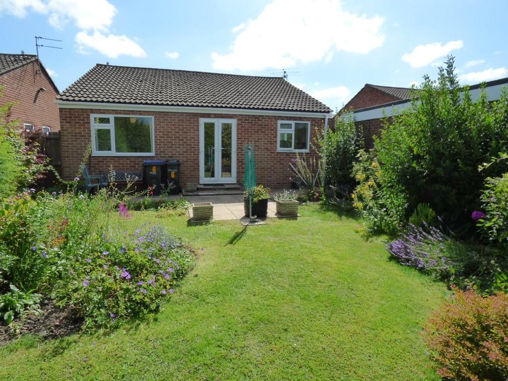 2 bedroom detached bungalow for sale in Farleigh Close, Westbury, BA13