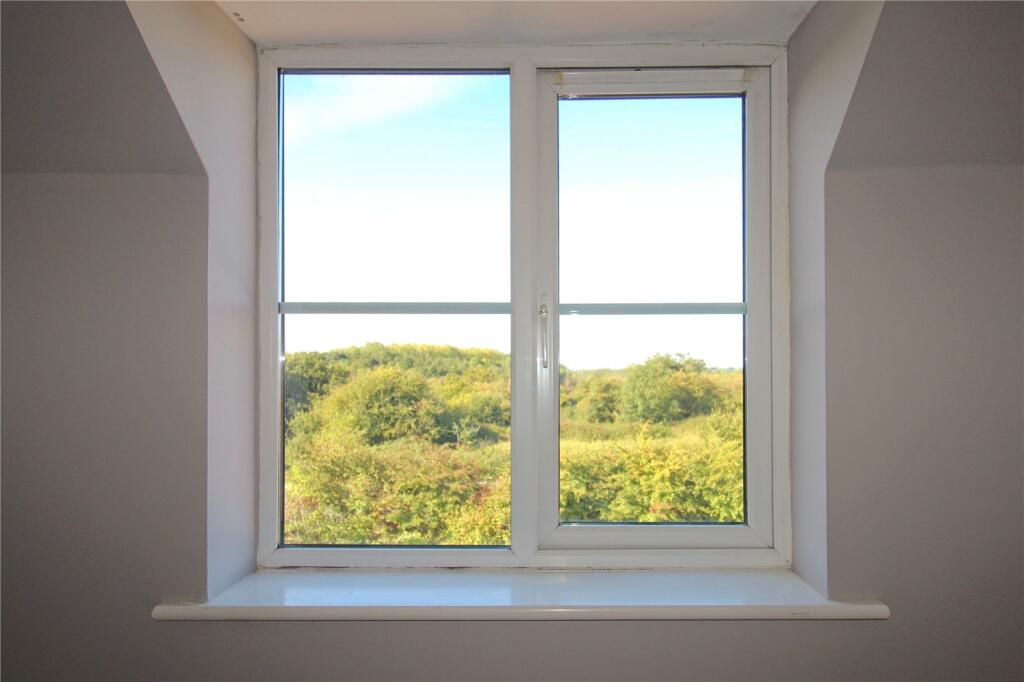 Additional property image - Blease Close, Staverton