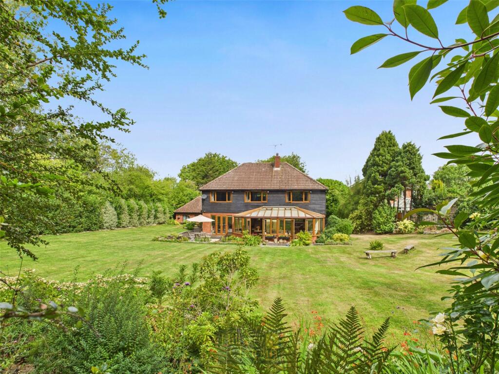 Main image of property: Lee Chapel Lane, Langdon Hills, Basildon, Essex, SS16