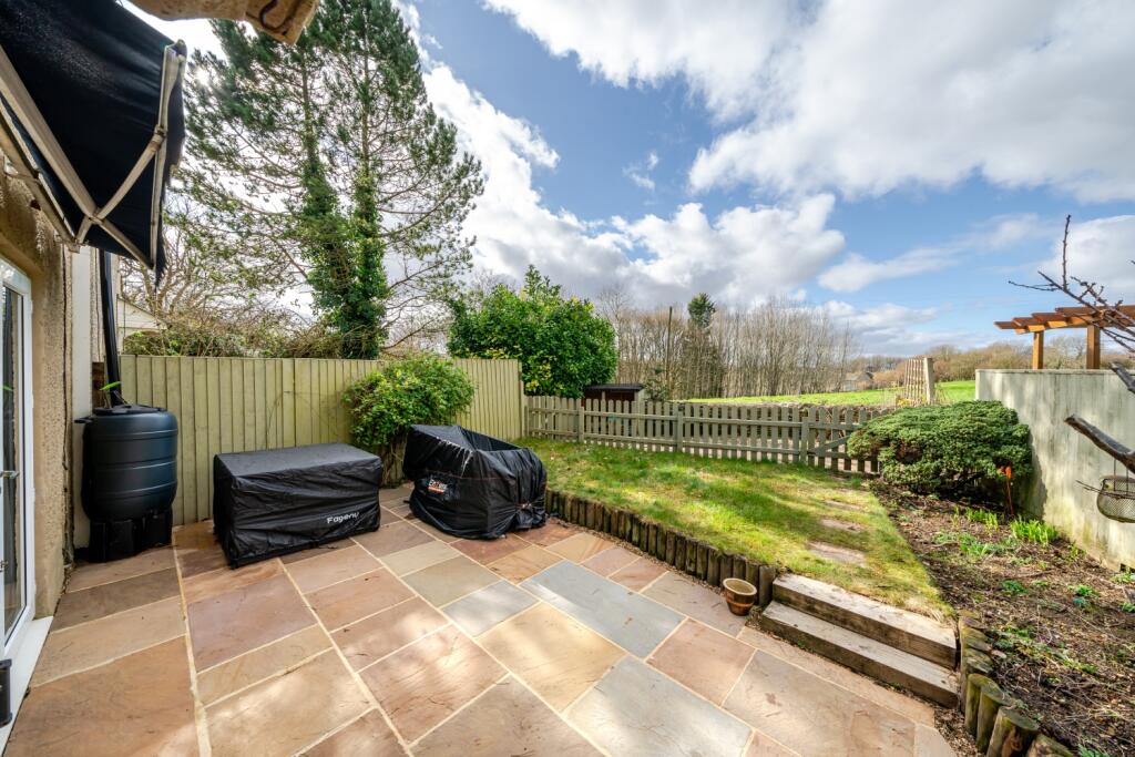 Main image of property: Meadow End, Fulbrook, Burford, Oxfordshire, OX18