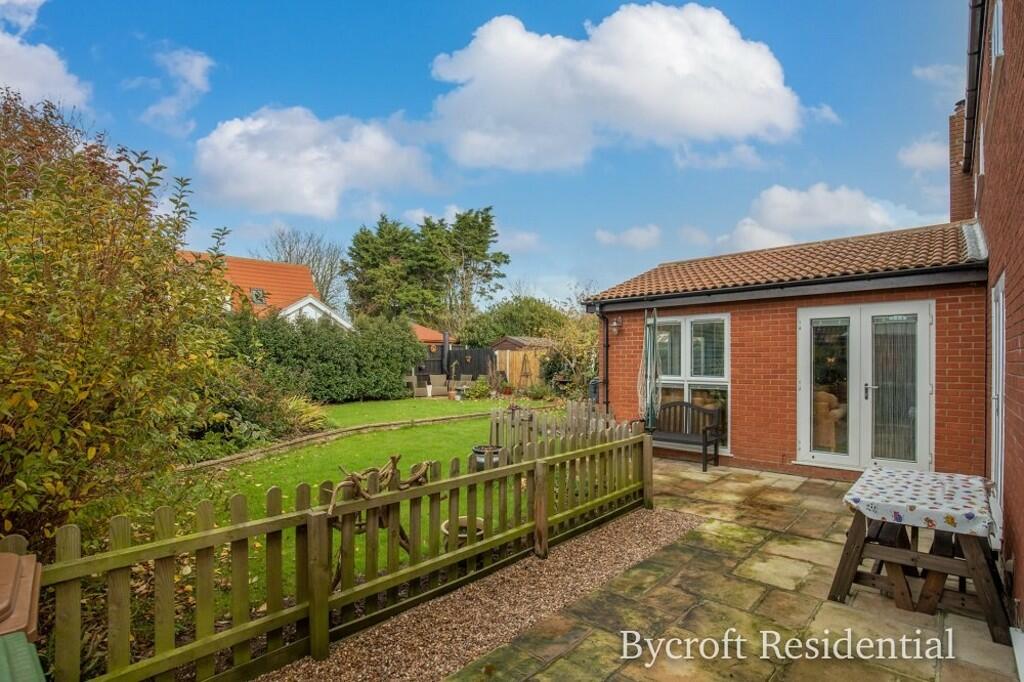 4 bedroom detached house for sale in Staithe Road, Martham, NR29