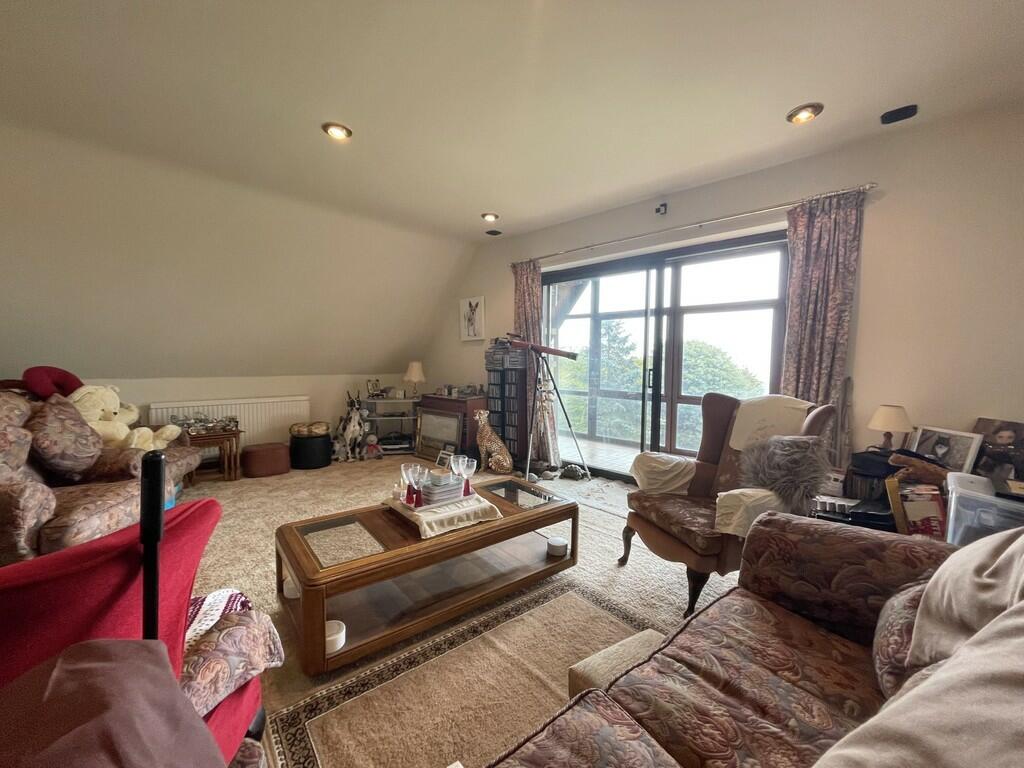 4 bedroom detached house for sale in Bush Road , WintertononSea, NR29