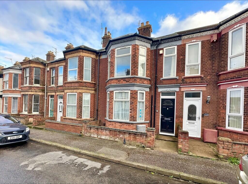 3 bedroom terraced house for sale in Palgrave Road, Great Yarmouth, NR30