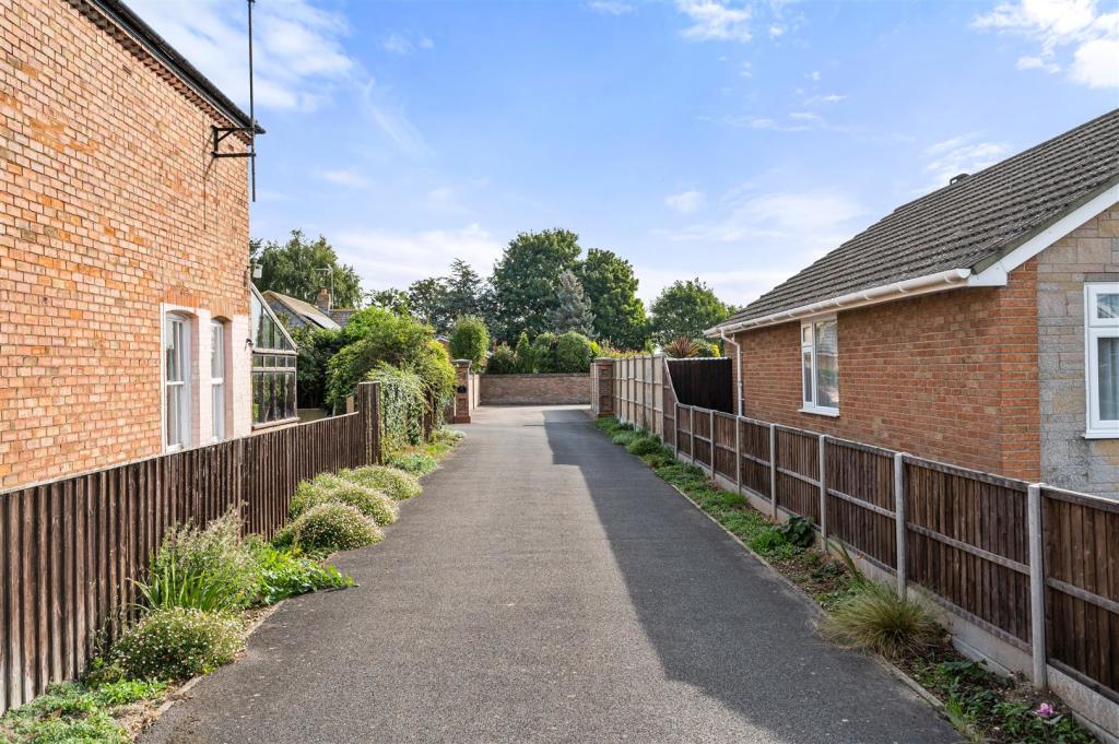 2 bedroom detached bungalow for sale in Station Road, Moulton, Spalding