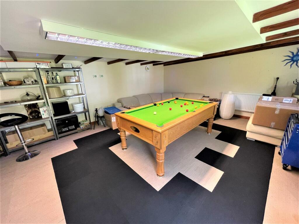 4 bedroom detached house for sale in Greenrigg Gardens, Spalding, PE11