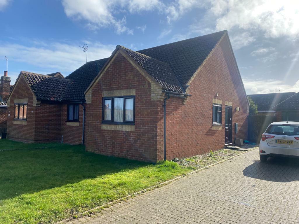 2 bedroom semidetached bungalow for rent in Wesley Road, Whaplode