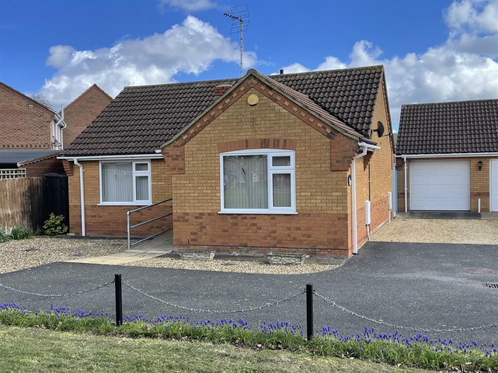 Main image of property: Farrier Way, Spalding