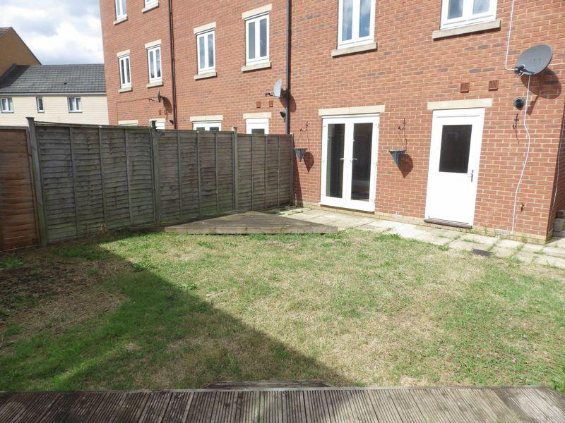 Additional property image - Hornbeam Close, Bristol