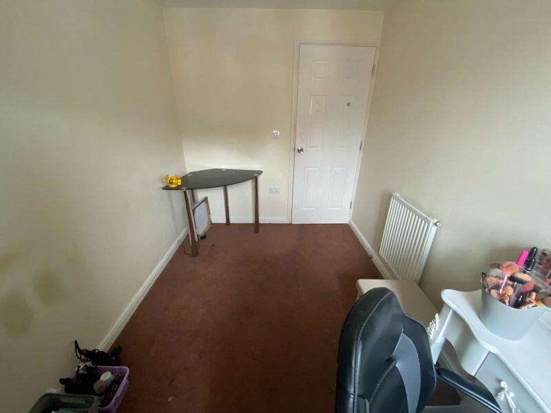 Additional property image - Hornbeam Close, Bristol