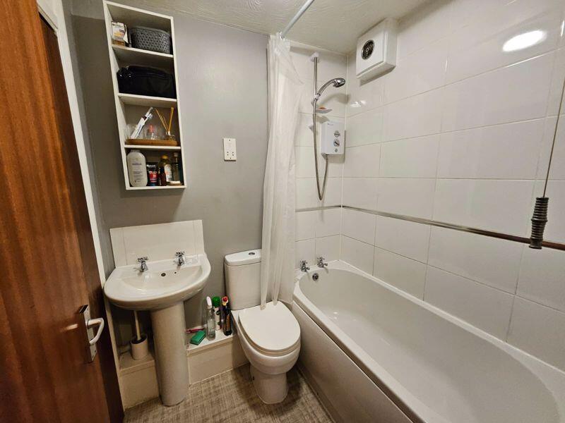 Additional property image - Paddock Close, Bristol