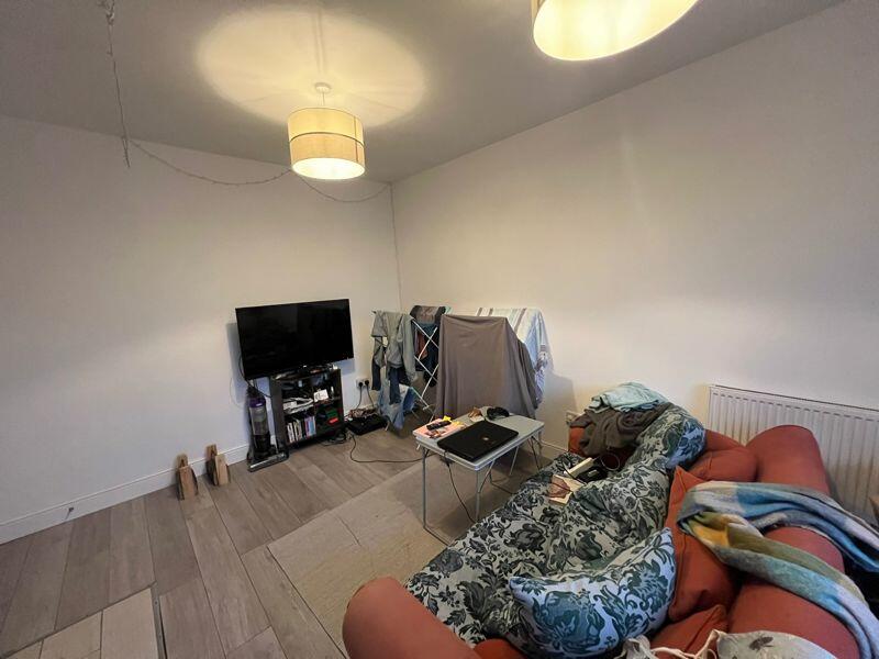 Additional property image - Chelford Grove, Bristol