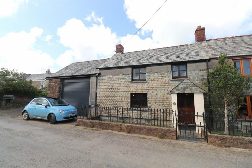 2 bedroom semidetached house for sale in Holsworthy, Cornwall, EX22