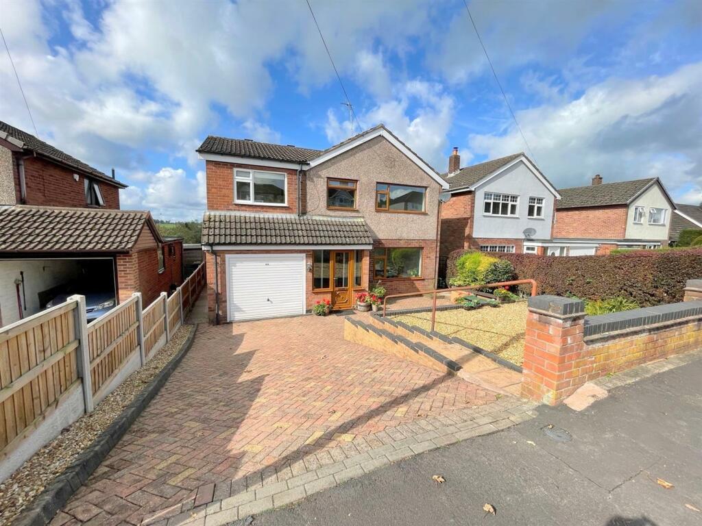 4 bedroom detached house for sale in Folly Lane, Cheddleton, Leek, ST13