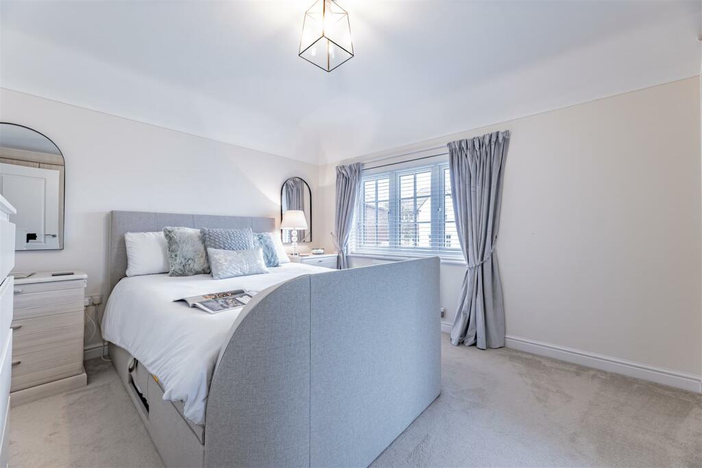 Additional property image - Immaculate detached Redrow property on prized cul-de-sac