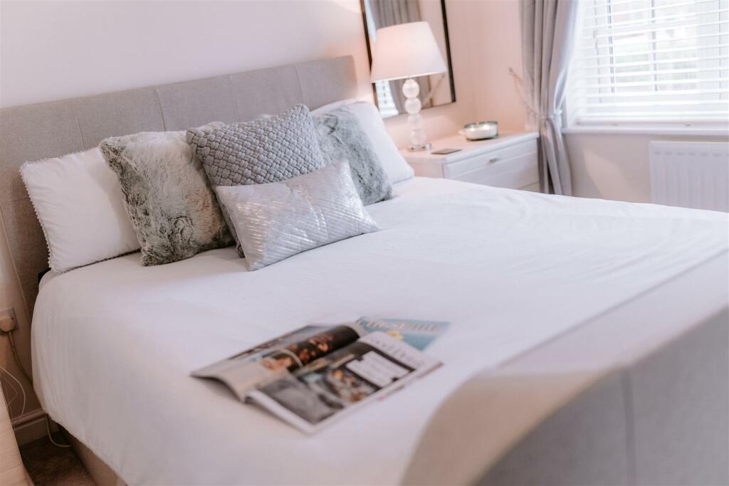 Additional property image - Immaculate detached Redrow property on prized cul-de-sac