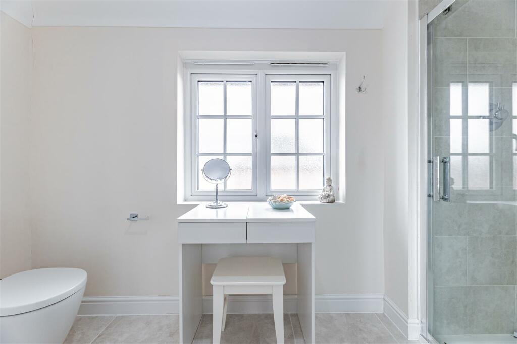 Additional property image - Immaculate detached Redrow property on prized cul-de-sac