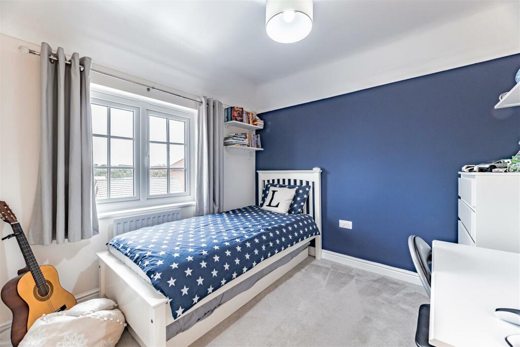 Additional property image - Immaculate detached Redrow property on prized cul-de-sac