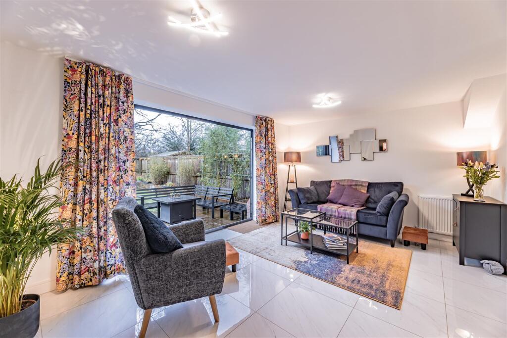 Additional property image - Luxury three storey home sat within an exclusive small development