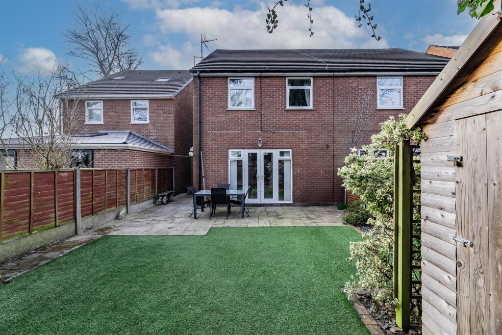 Additional property image - Generous semi-detached property in prized cul-de-sac