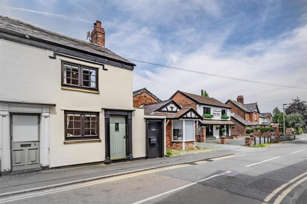 Main image of property: Picture-perfect period cottage with courtyard views of Davenham Bowling Green