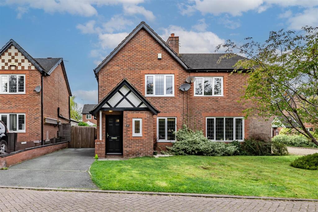Main image of property: Tucked away on a leafy cul-de-sac in Kingsmead