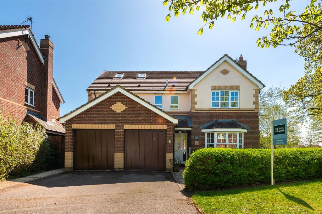 Main image of property: Rusland Circus, Emerson Valley, Milton Keynes, Buckinghamshire, MK4