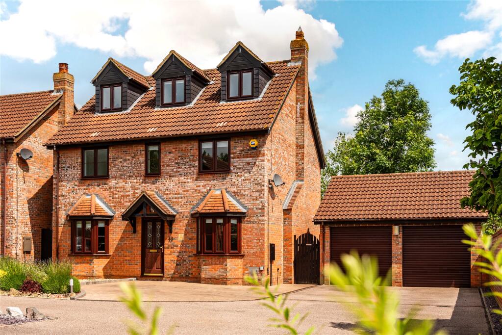 Main image of property: Alstonefield, Emerson Valley, Milton Keynes, Buckinghamshire, MK4