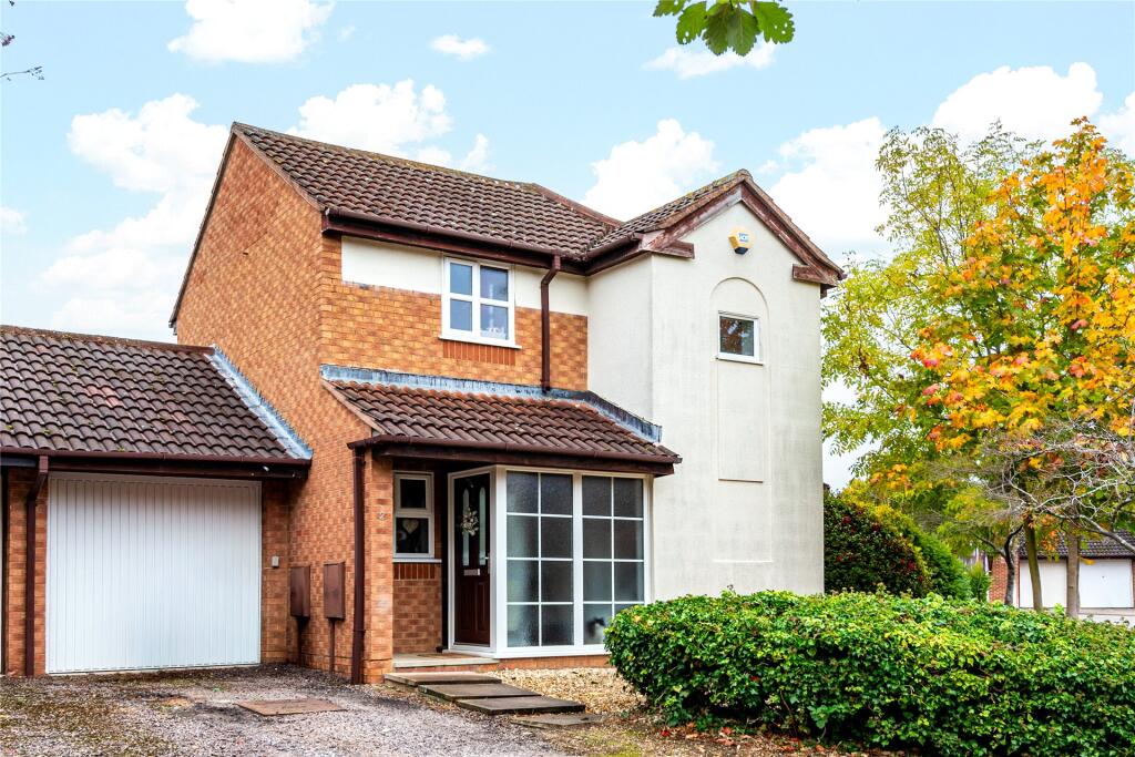 Main image of property: Hutchings Close, Loughton, Milton Keynes, Buckinghamshire, MK5