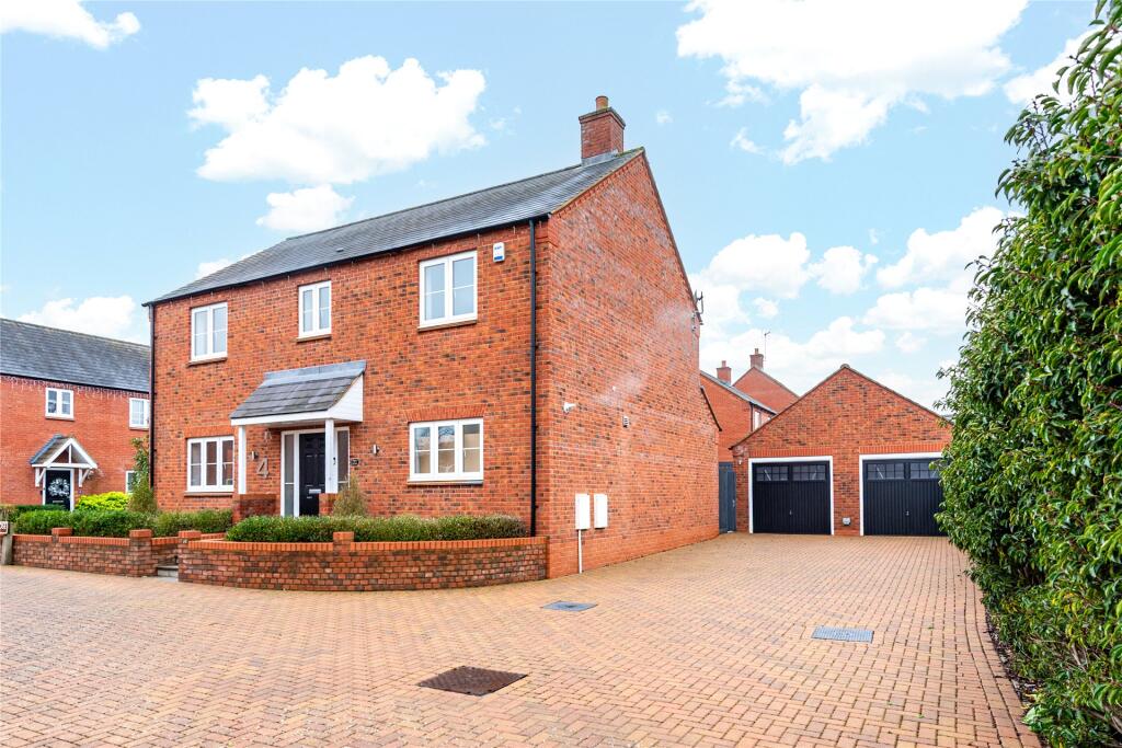 Main image of property: Brook Farm Close, Stoke Hammond, Milton Keynes, Buckinghamshire, MK17