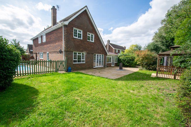 4 bedroom detached house for sale in Northwood End Road, Haynes, MK45