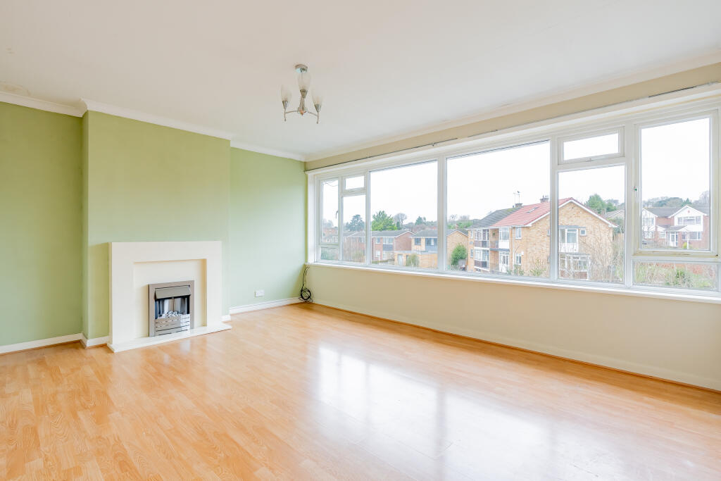 2 bedroom flat for sale in Westover Road, WestburyonTrym, Bristol, BS9