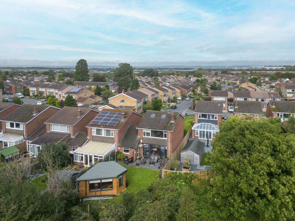 4 bedroom link detached house for sale in Charlton Mead Drive, Bristol