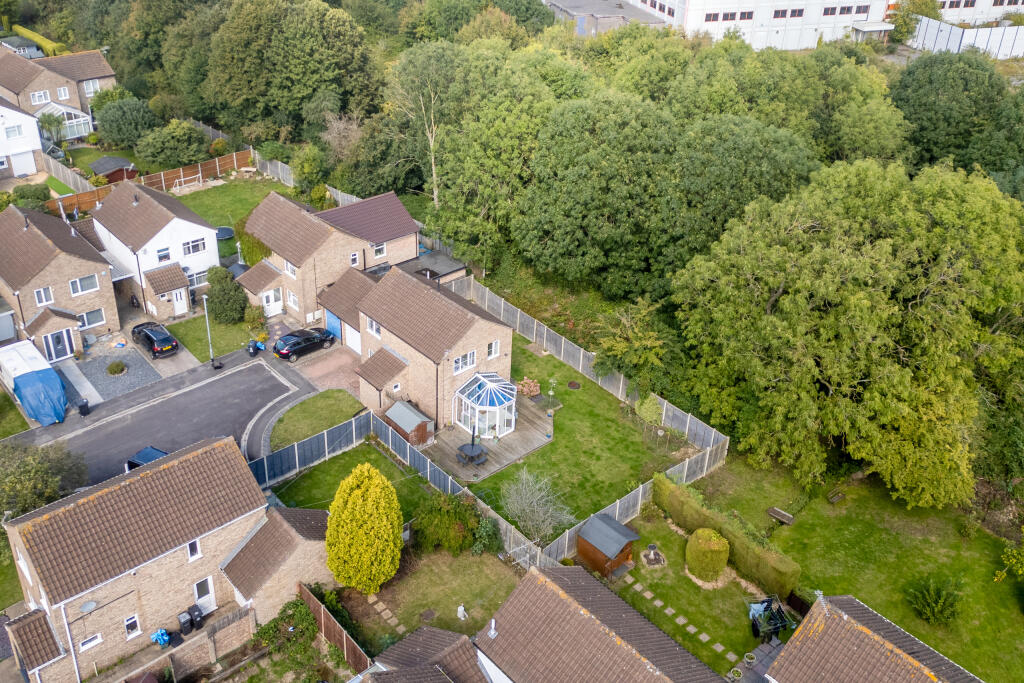 Additional property image - Charlton Gardens, Bristol, BS10 6LU