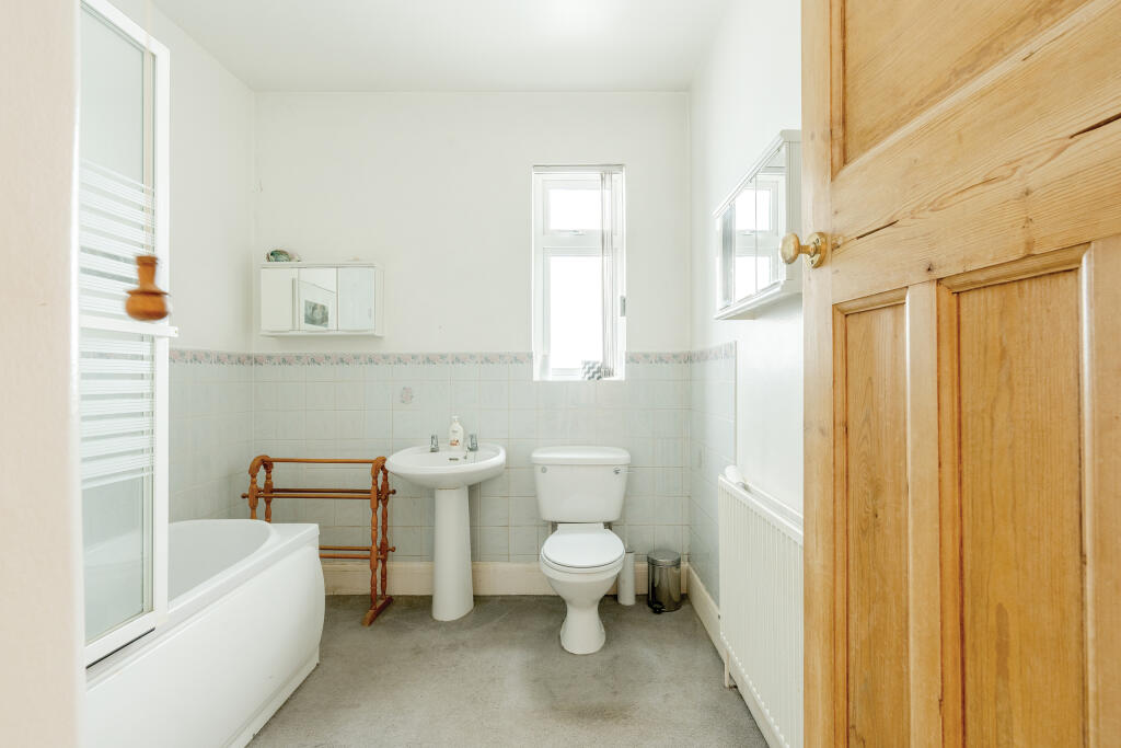 Additional property image - Canford Lane, Westbury on Trym, Bristol