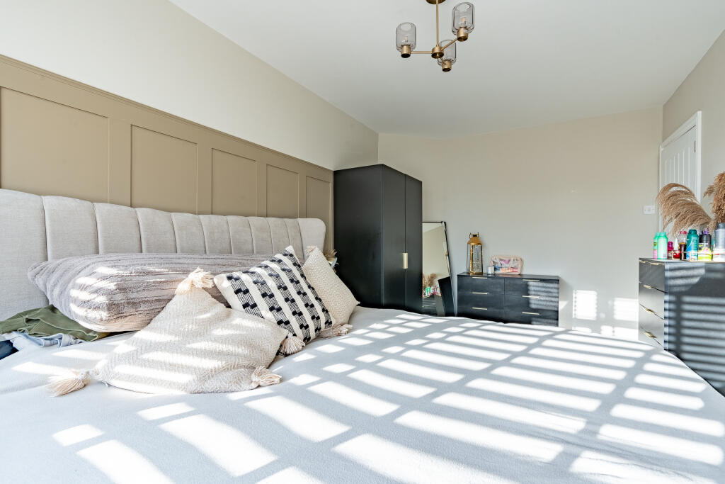 Additional property image - West Town Road, Shirehampton, Bristol