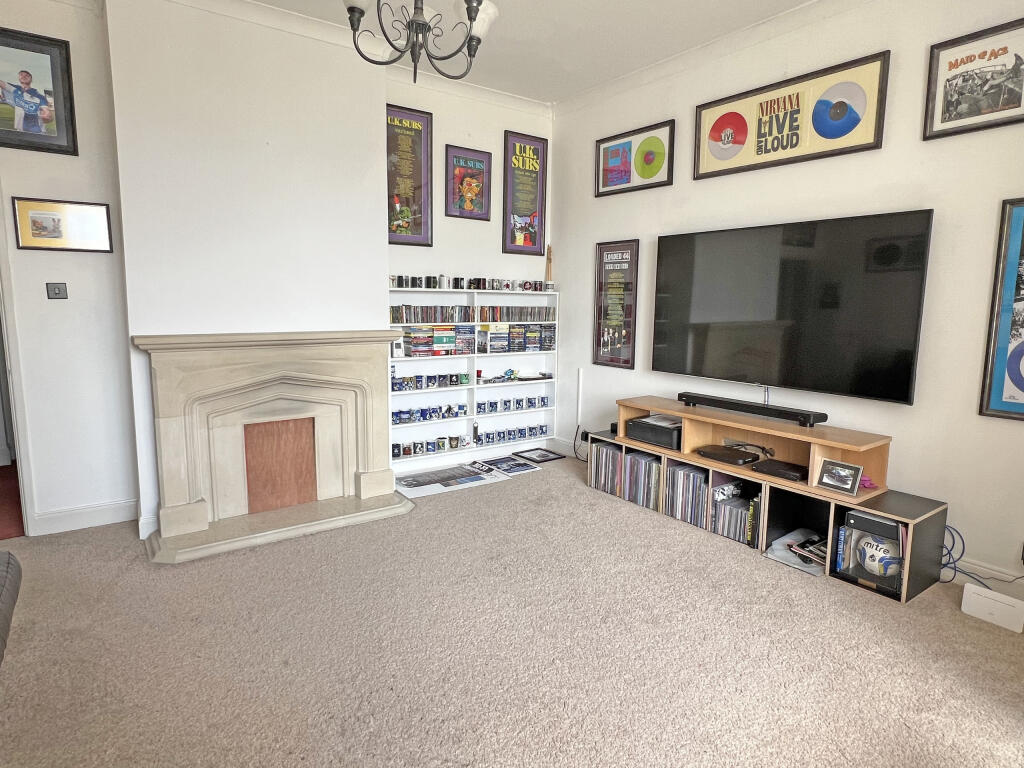 Additional property image - Redwick Road, Pilning, Bristol, Gloucestershire