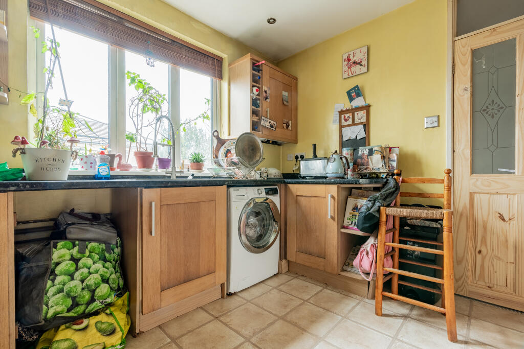 Additional property image - Tide Grove, Bristol, Avon