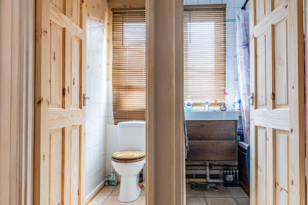 Additional property image - Tide Grove, Bristol, Avon