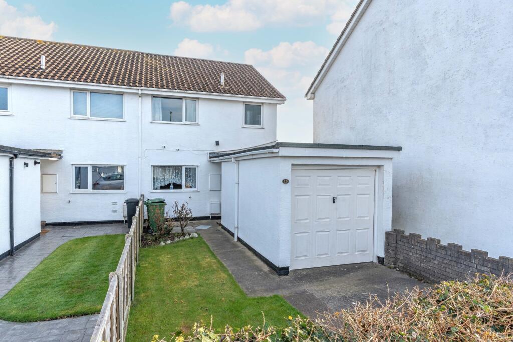 Main image of property: The Glebe, Pilning, Bristol, Gloucestershire