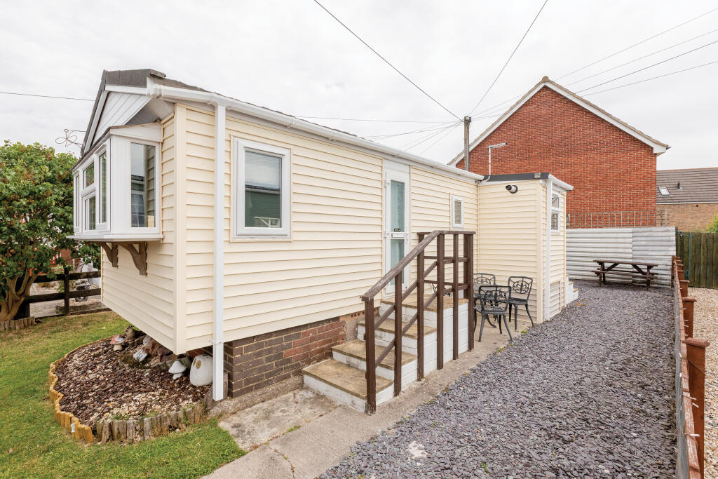 Main image of property: Rustic Park, Beach Road, Severn Beach, Bristol,