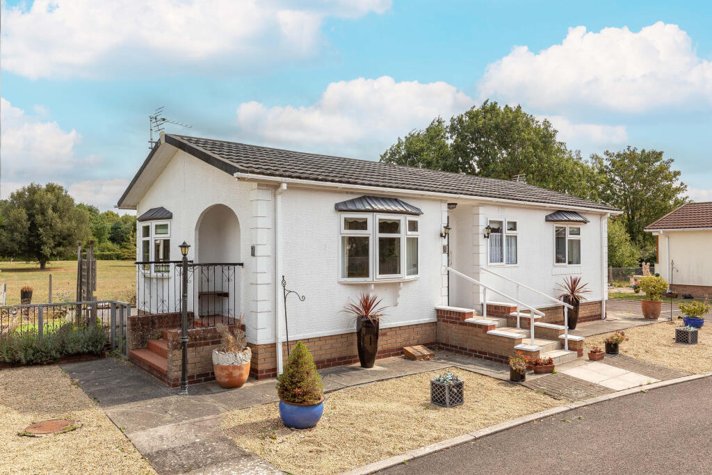 Main image of property: Salthouse Farm, Shaft Road, Severn Beach, Bristol