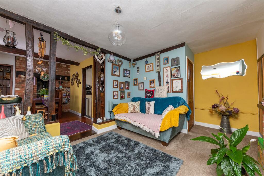 4 bedroom semidetached house for sale in King Street, Potton, Sandy, SG19