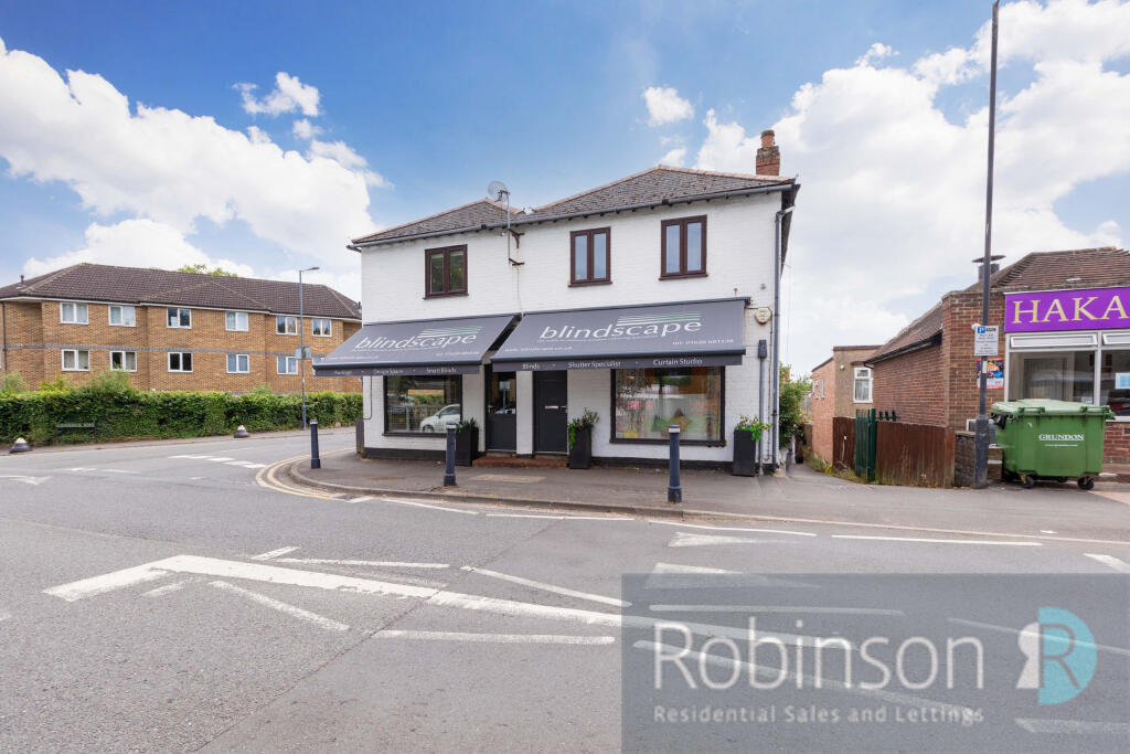 Main image of property: Flat 3, 71 Courthouse Road, Maidenhead, Berkshire