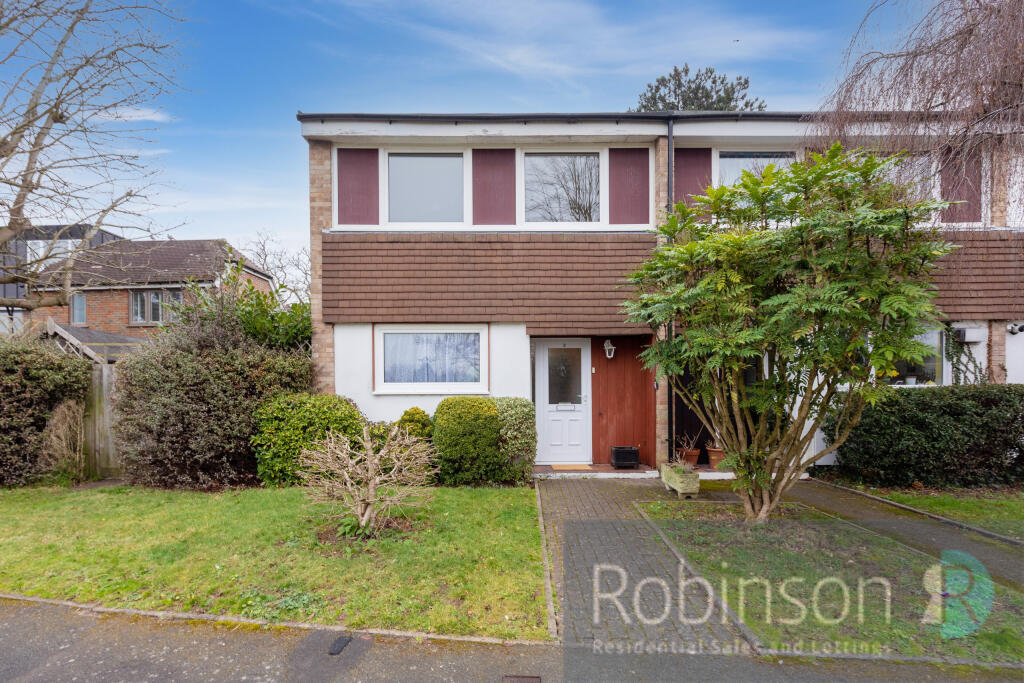 Main image of property: Castle Court, Maidenhead, Berkshire