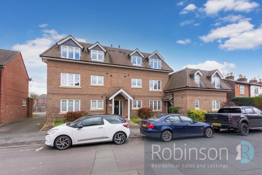 Main image of property: Flat 5, Ruby Court, 18 North Town Road, Maidenhead, Berkshire