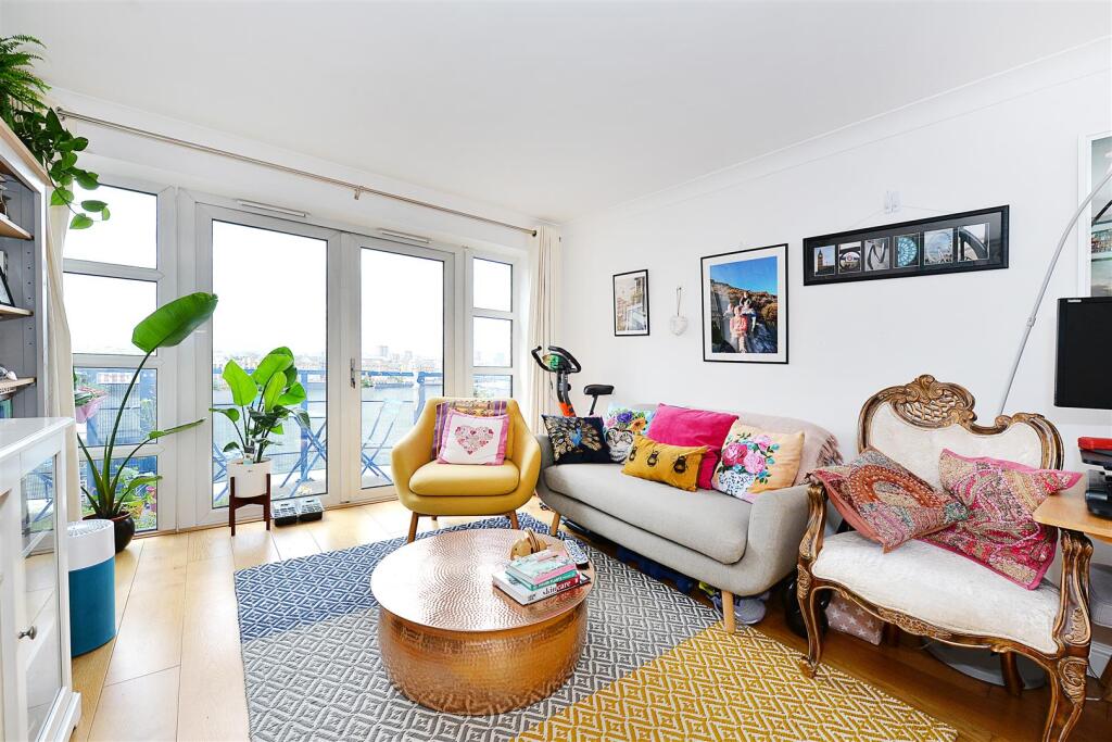 Main image of property: Campania Building, London, E1W