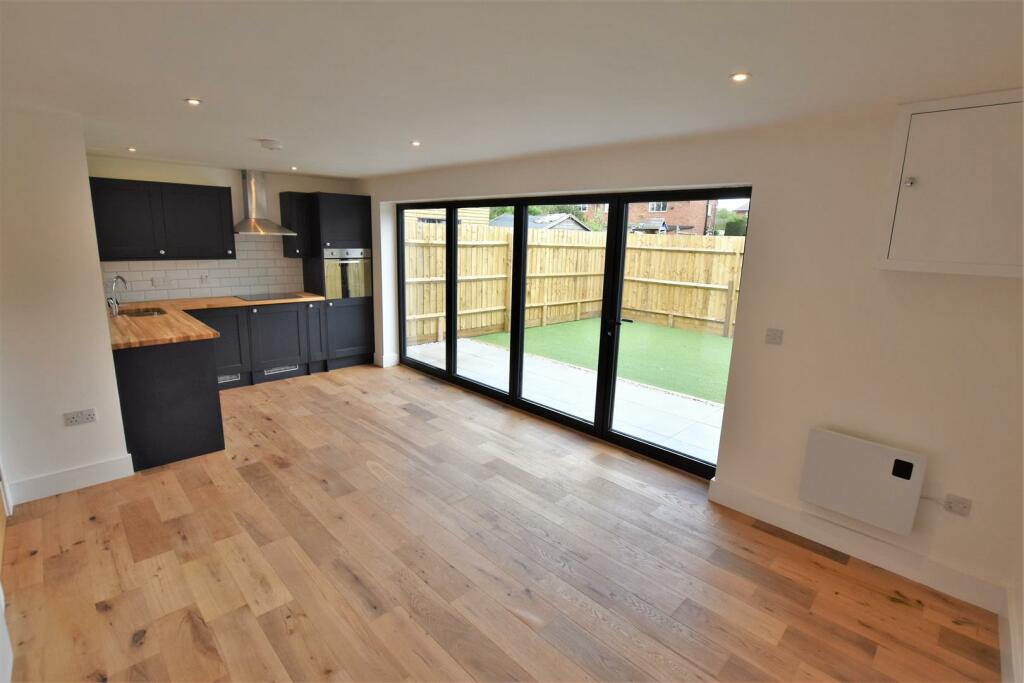 2 bedroom bungalow for sale in The Maltings, Chackmore, Buckingham, MK18