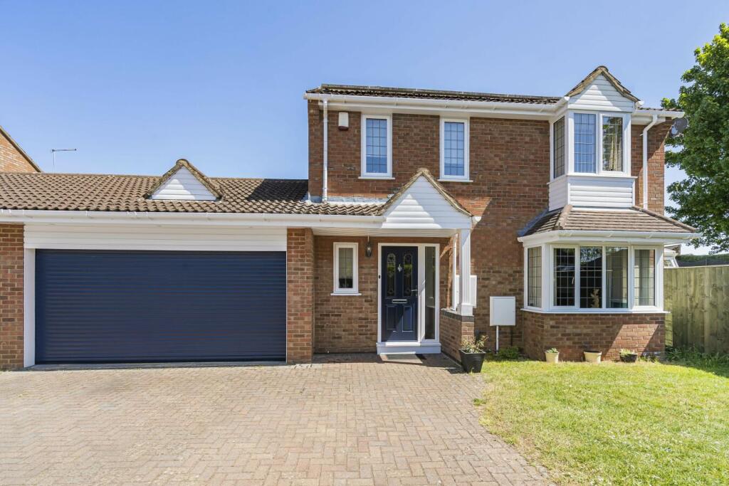 Main image of property: Waveney Close, Bicester