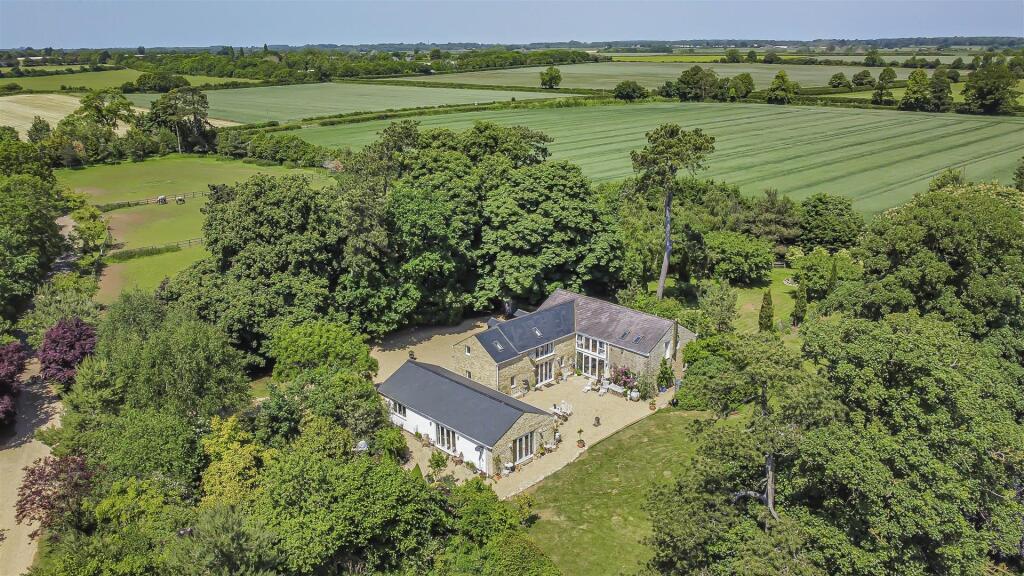 Main image of property: Fringford