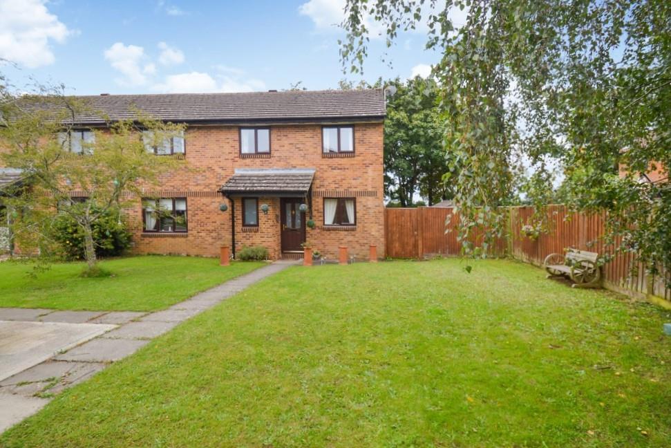 4 bedroom semi-detached house for sale in Montgomery Road, Caversfield ...